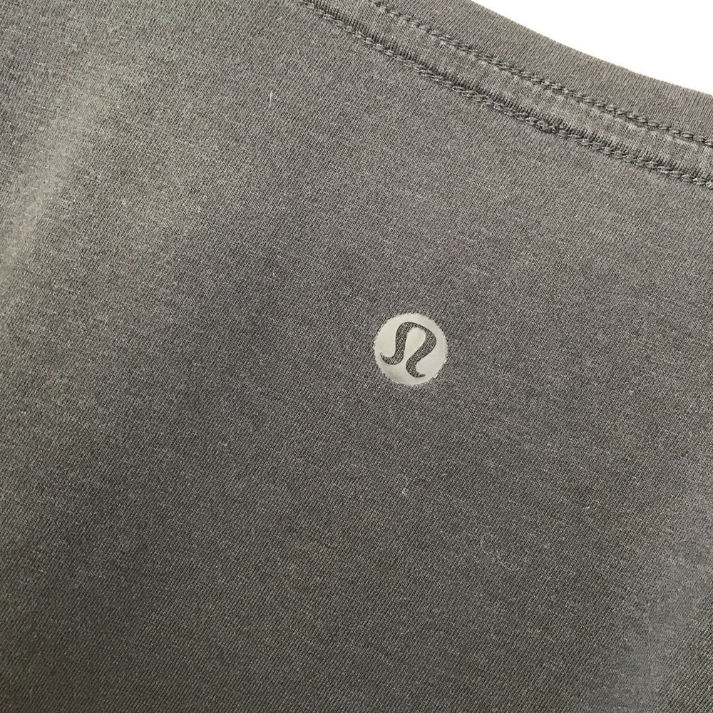 Lululemon Black V Neck Short Sleeve T-Shirt. - Picture 5 of 6